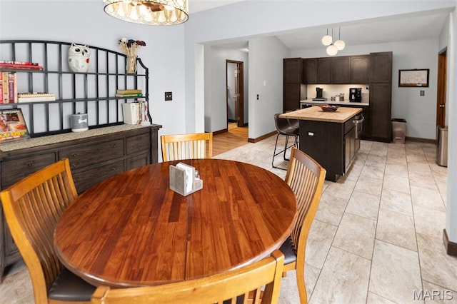 7 Tall Oaks Dr, Troy, IL 62294 - dining room featuring baseboards