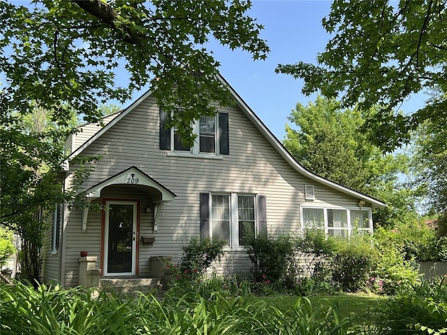 view of front of house