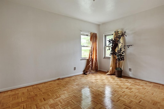8909 Tutwiler Ave, Berkeley, MO 63134 - unfurnished room featuring baseboards