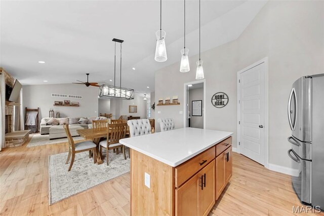 313 Summer Glen Ln, Saint Charles, MO 63301