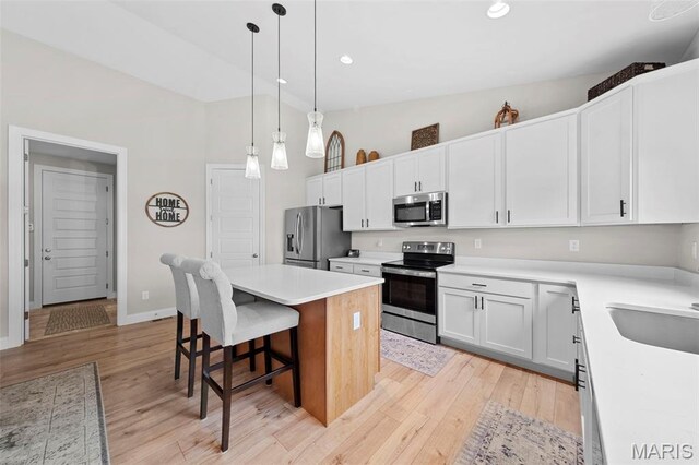 313 Summer Glen Ln, Saint Charles, MO 63301