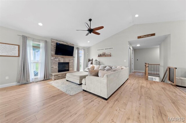 313 Summer Glen Ln, Saint Charles, MO 63301