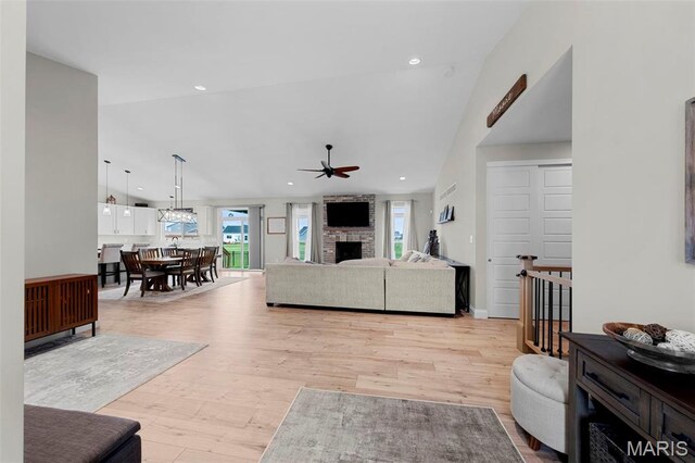 313 Summer Glen Ln, Saint Charles, MO 63301