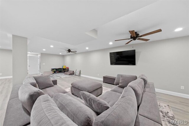 313 Summer Glen Ln, Saint Charles, MO 63301