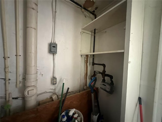 6501 Stratford Ave, Pine Lawn, MO 63120 - view of storage