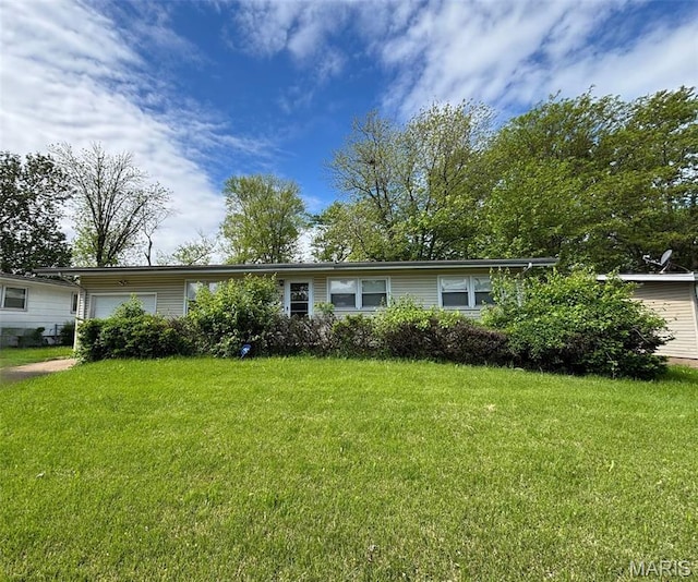 3032 Meadowlark Ave, Saint Louis, MO 63136 - photo 1