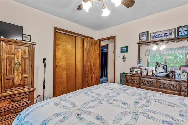 717 W Clement St, De Soto, MO 63020 - bedroom with a closet and a ceiling fan
