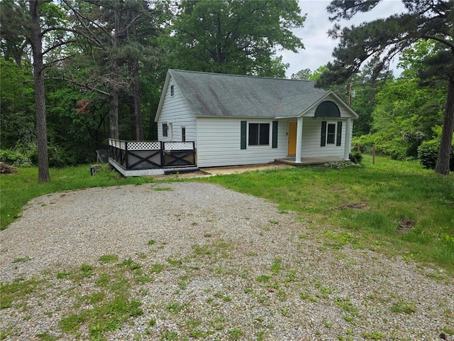 9710 Kocher Rd, Saint Genevieve, MO 63670 - view of front of property with driveway and roof with shingles