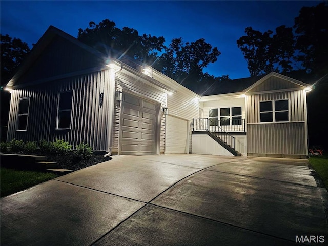 31998 Fairway Dr N, Foristell, MO 63348 - ranch-style house featuring a garage, driveway, and board and batten siding