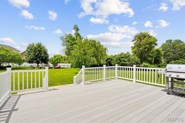508 Frost Ct, Ofallon, IL 62269 - wooden terrace with area for grilling