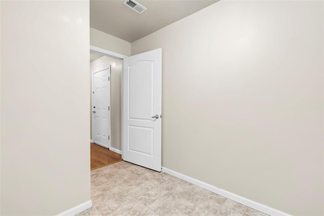 1131 Welsh Dr, Lake St Louis, MO 63367 - unfurnished room with baseboards