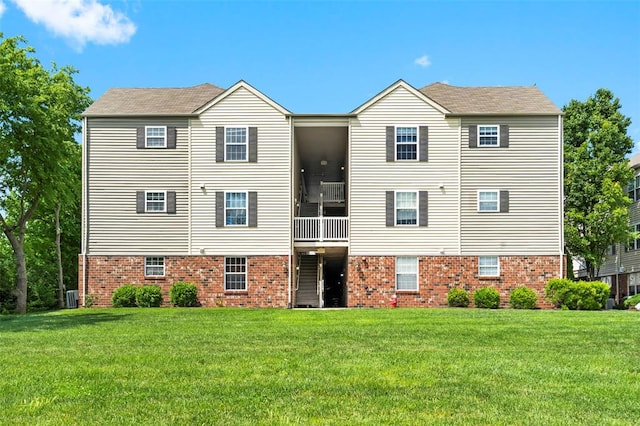 1131 Welsh Dr, Lake St Louis, MO 63367 - view of property featuring central AC