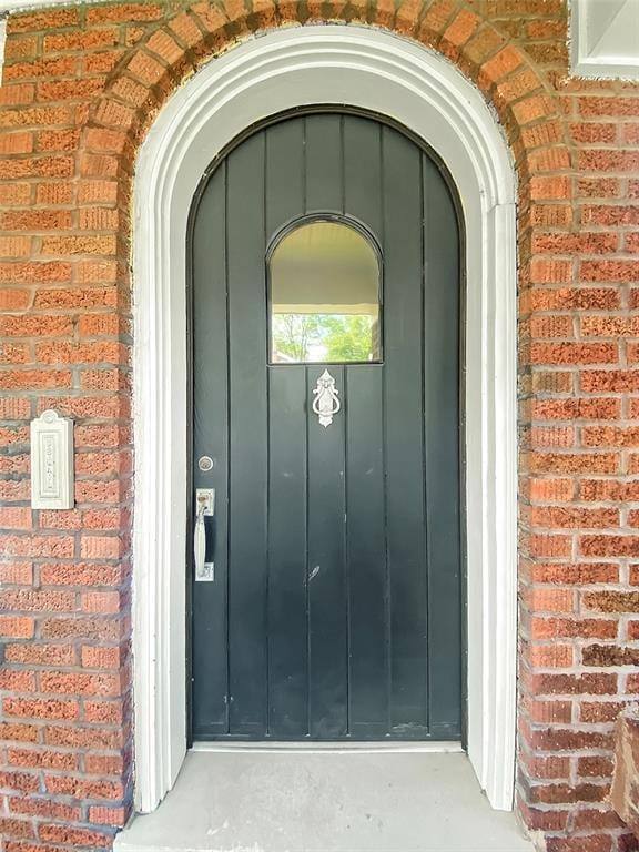 6504 Hoffman Ave, Saint Louis, MO 63139 - view of exterior entry with brick siding