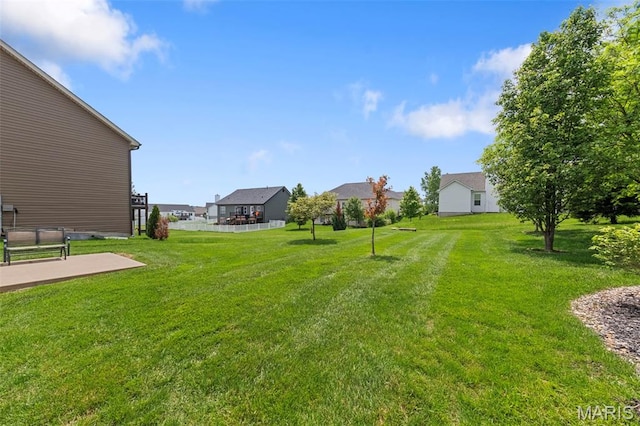 205 Stephanie Lynn Ct, Wentzville, MO 63385 - view of green lawn