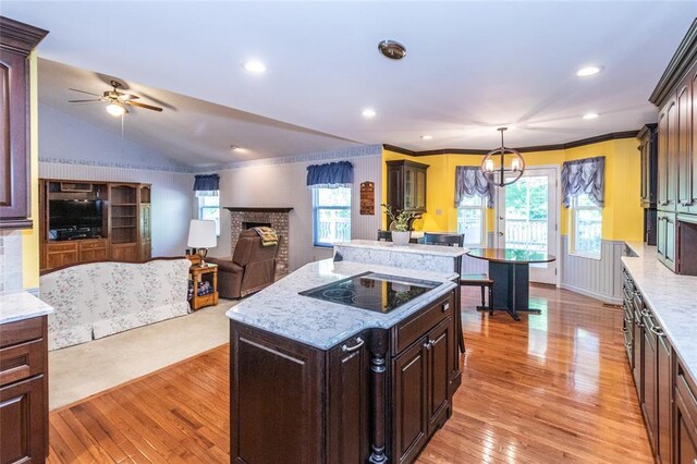 111 Keystone Dr, Fenton, MO 63026