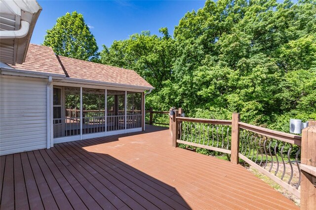 111 Keystone Dr, Fenton, MO 63026