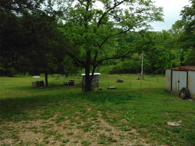 1184 Ripley 21n-10, Doniphan, MO 63935 - view of yard featuring a storage shed and an outdoor structure