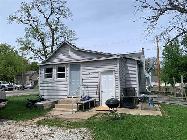 602 E Washington Ave, Greenville, IL 62246 - photo 3