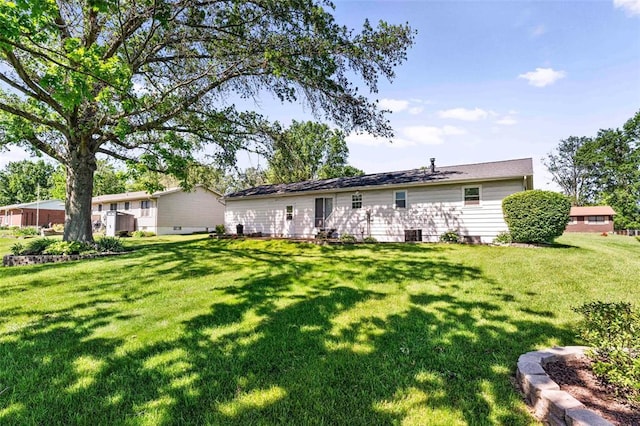226 Ridgeview Dr, Columbia, IL 62236 - back of property featuring a yard