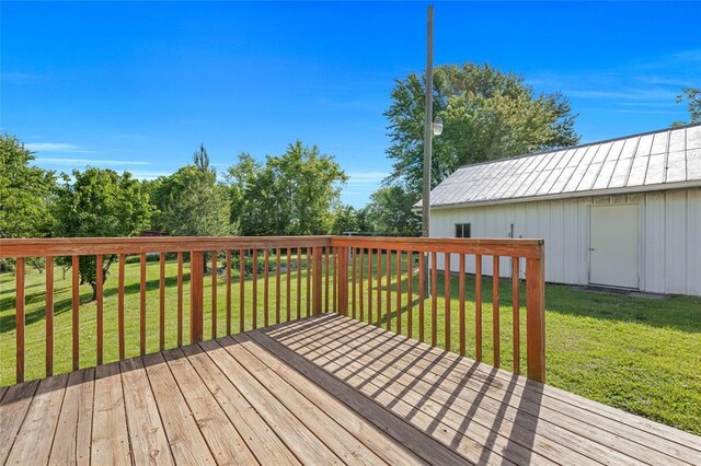 5611 State Route 156, Waterloo, IL 62298 - wooden deck with a yard