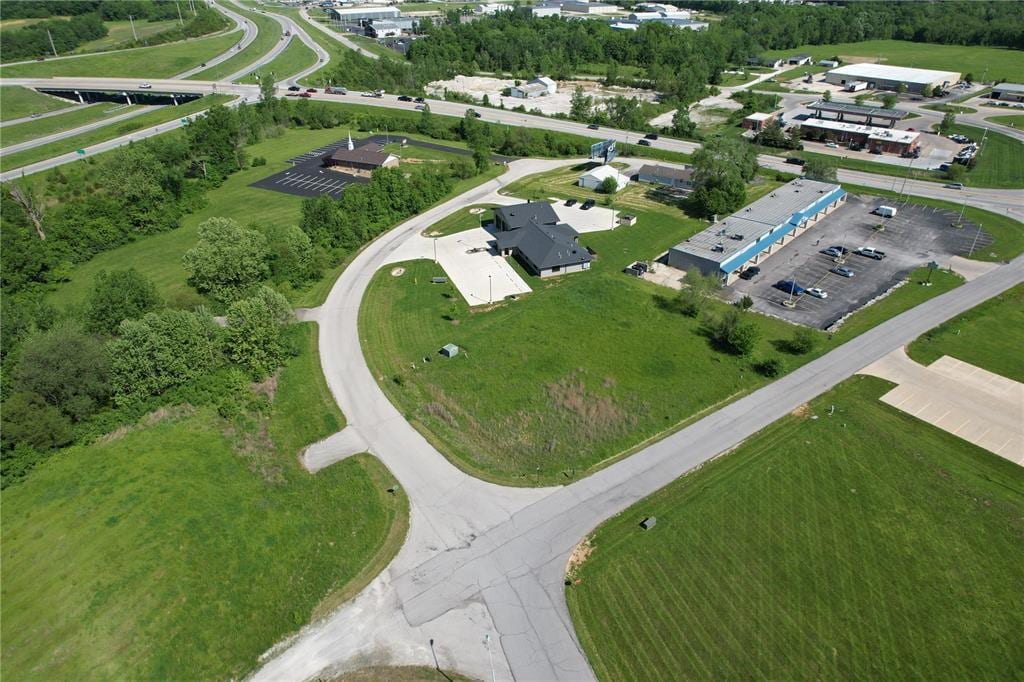 191 Gracie Ln, Moscow Mills, MO 63362