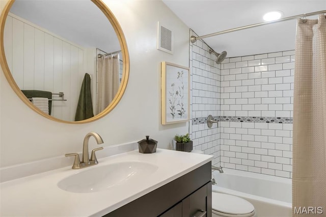 7439 Wellington Ave, University City, MO 63130 - full bath featuring vanity and shower / tub combo