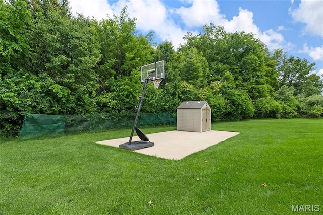 13116 Ambrose Ct, Black Jack, MO 63033 - view of sport court featuring a shed