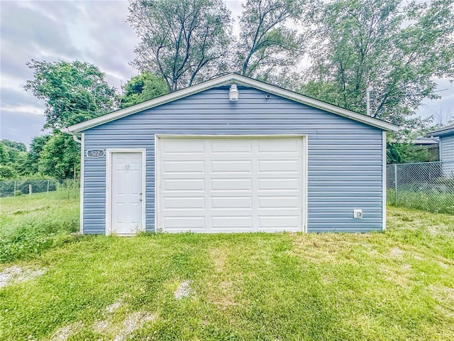 522 Lagro Ave, Saint Louis, MO 63125 - photo 2
