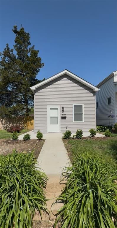 6105 Louisiana Ave, Saint Louis, MO 63111 - view of front of home