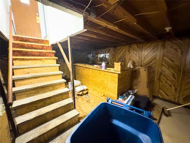 2515 Countess Dr, Saint Louis, MO 63136 - view of stairway