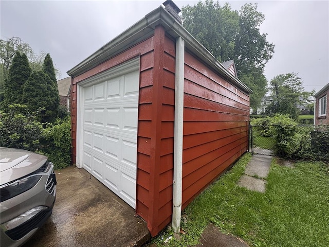 206 Thoroughman Ave, Ferguson, MO 63135 - view of garage
