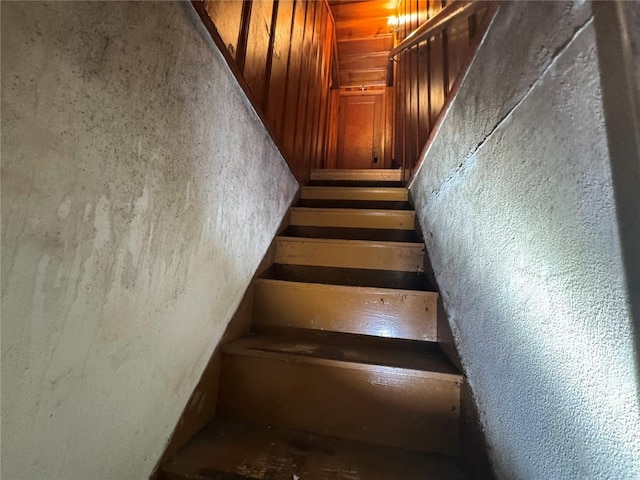 206 Thoroughman Ave, Ferguson, MO 63135 - view of staircase