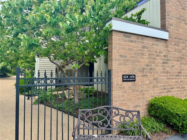 624 Coeur De Royale Dr Unit A, Creve Coeur, MO 63141 - view of gate
