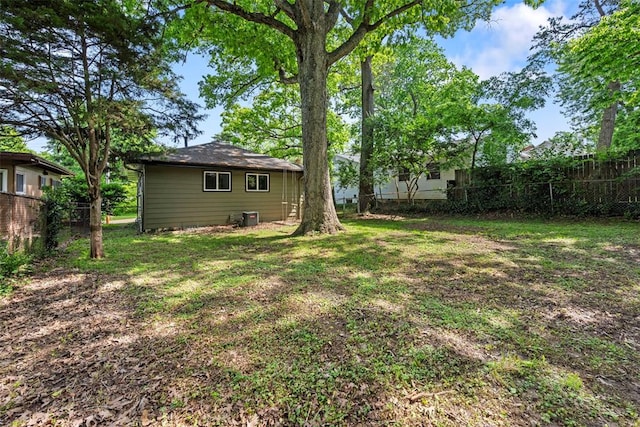 view of yard with central AC