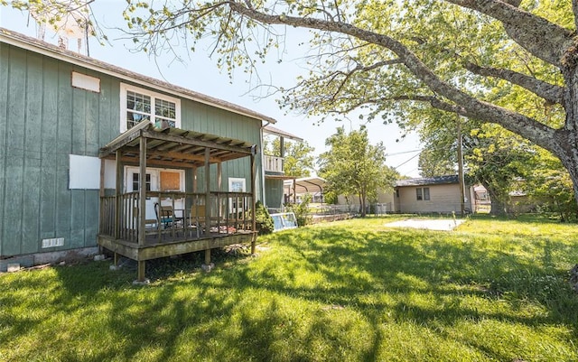 108 College Ave, Licking, MO 65542 - view of yard with a deck