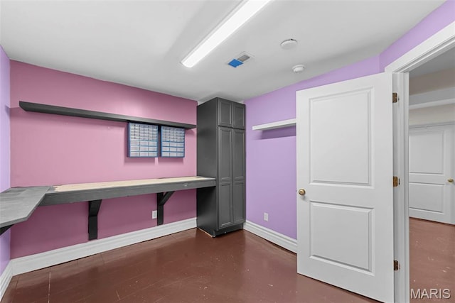 8261 Watson Rd, Saint Louis, MO 63119 - unfurnished office with baseboards