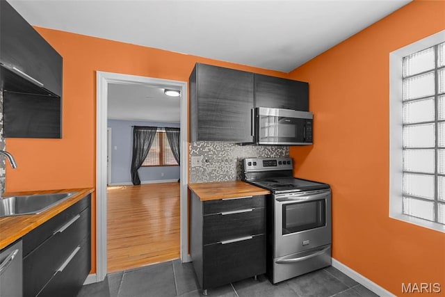 8261 Watson Rd, Saint Louis, MO 63119 - photo 12