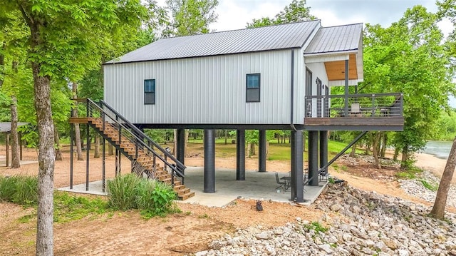 1300 River Valley Rd, Doniphan, MO 63935 - view of outbuilding featuring stairs