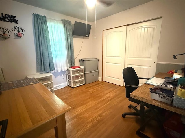 106 W Iowa St, Trenton, IL 62293 - office space with wood finished floors and ceiling fan