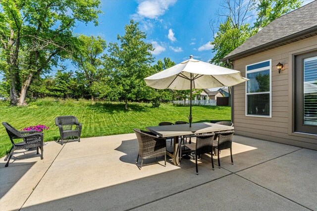 2604 Center Ave, Wildwood, MO 63040 - view of patio / terrace with outdoor dining space