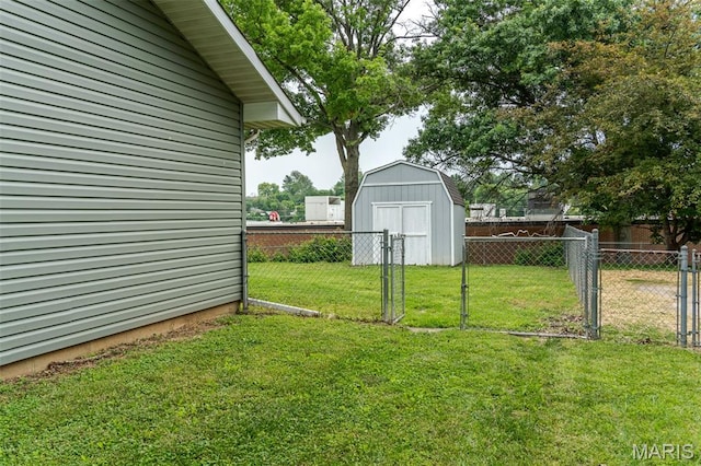 10 Jade Ln, Washington, MO 63090 - view of yard with a shed