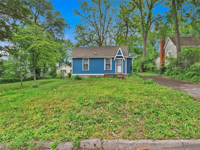 3310 Royalton Ave, Breckenridge Hills, MO 63114
