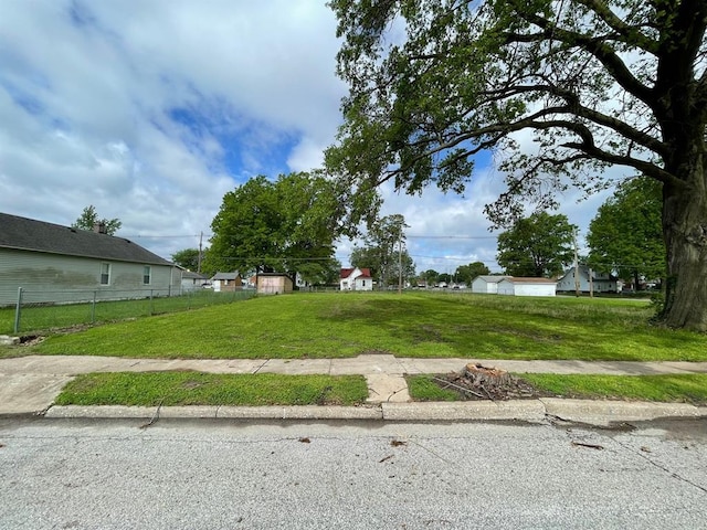 917 Washington Ave, Madison, IL 62060 - photo 3