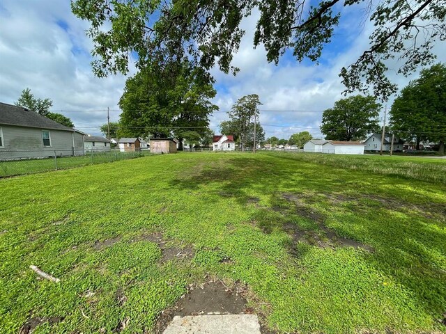 917 Washington Ave, Madison, IL 62060 - photo 5