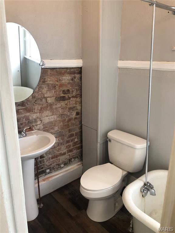 22 S 9th St, Belleville, IL 62220 - photo 7
