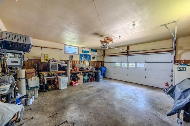 310 Smith Rd, Lebanon, MO 65536 - garage featuring a garage door opener