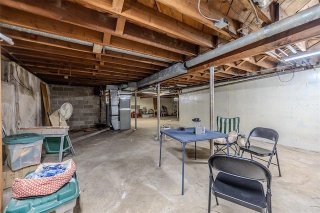 310 Smith Rd, Lebanon, MO 65536 - unfinished below grade area featuring heating unit