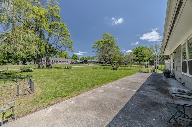 310 Smith Rd, Lebanon, MO 65536 - view of yard
