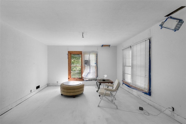 6 Clay St, Park Hills, MO 63601 - living area with finished concrete floors