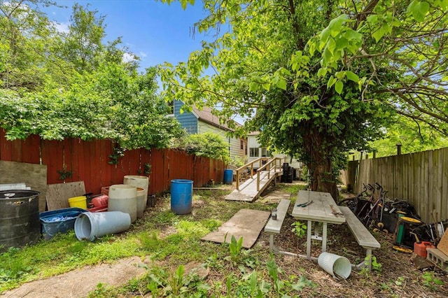 4615 San Francisco Ave, Saint Louis, MO 63115 - view of fenced backyard